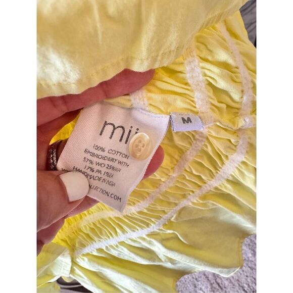 Mii Au Jardin Collection Yellow Cotton Pin tuck Button Down Size Medium - Picture 5 of 9